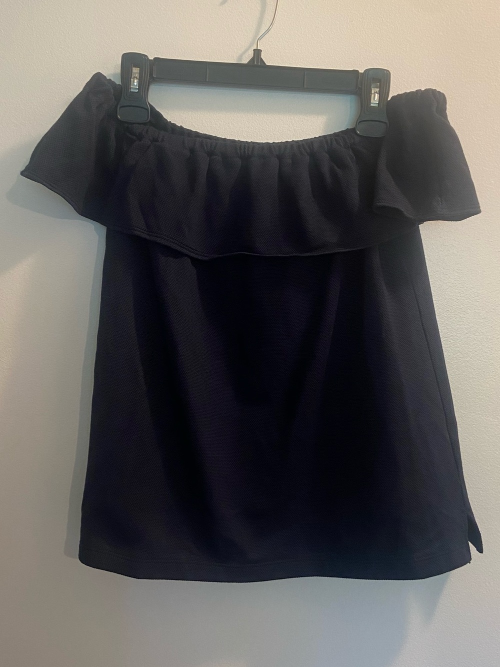 Loft NWT Off-Shoulder Top sz S